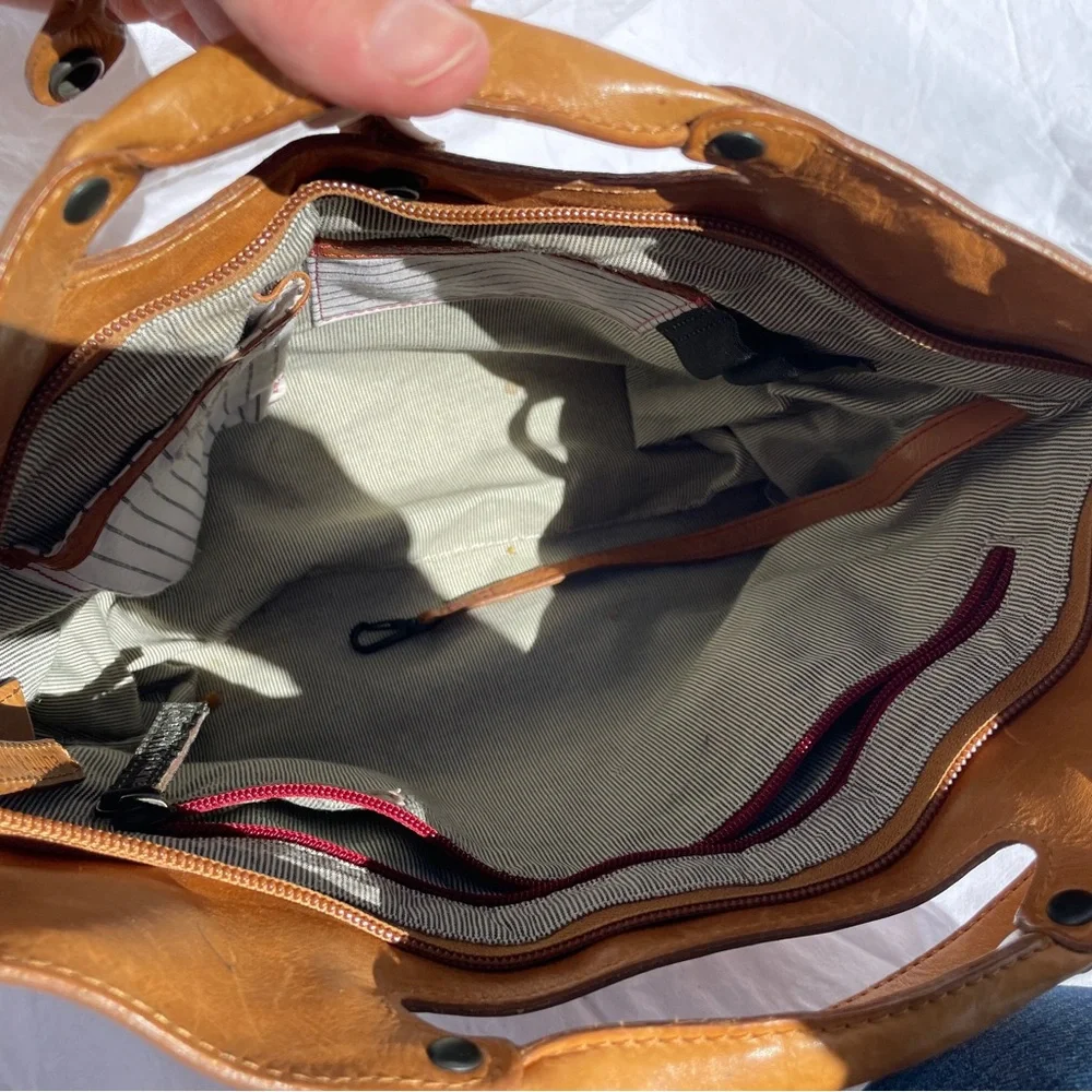 Tan Leather Aunts & Uncles Crossbody Bag - Picture 4 of 4